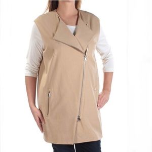 NWT Ralph Lauren Vest. 8️⃣